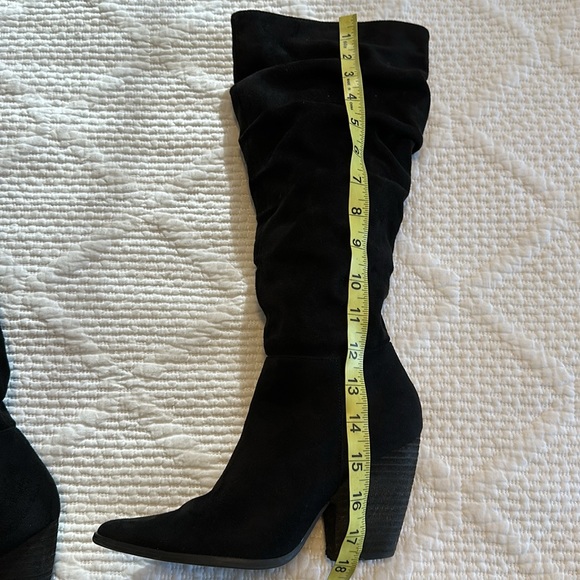 Charles by Charles David Black Point-toe Womens Boots Size 6M - Picture 11 of 13